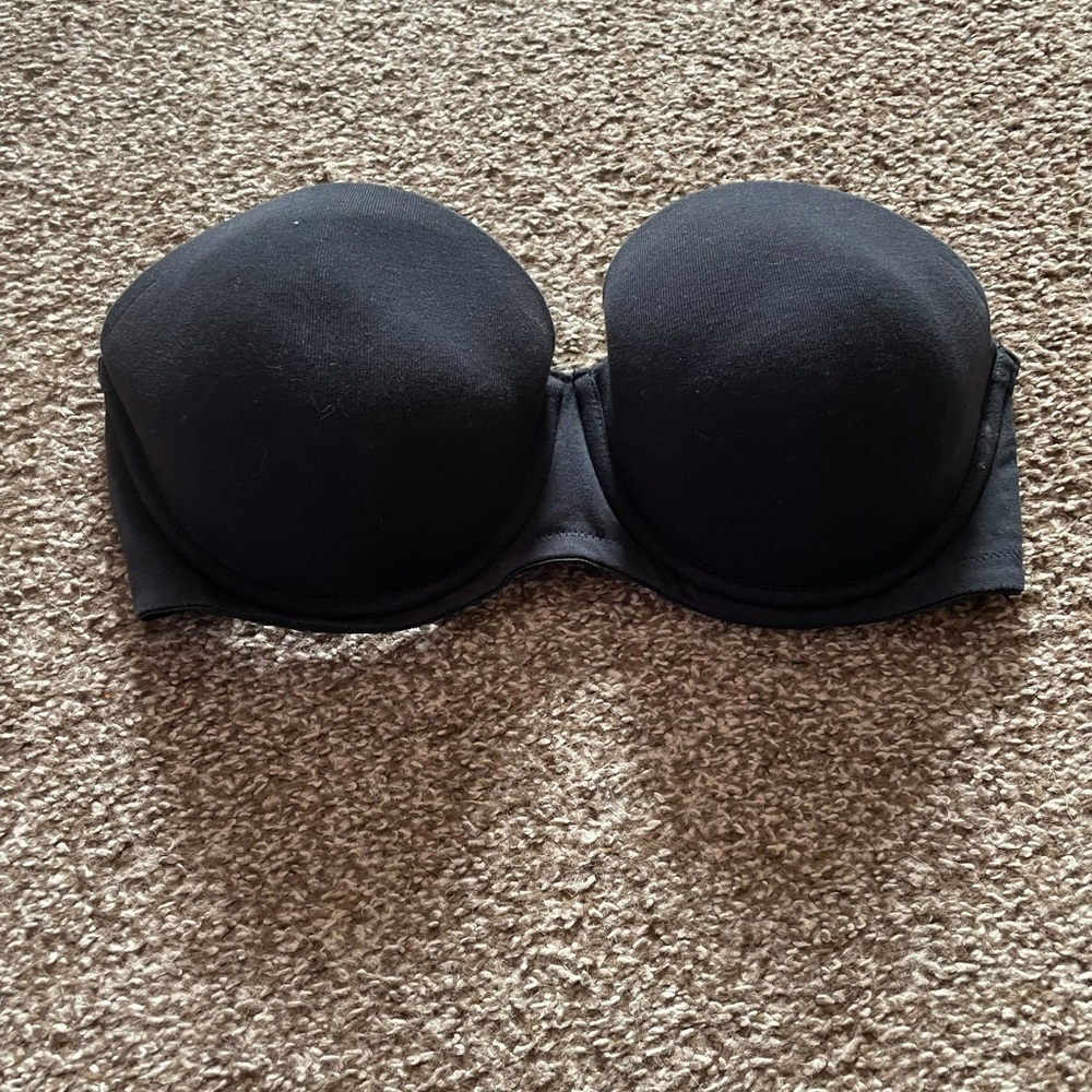 Victoria Secret Strapless Bra